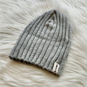 (💚4/$20) Grey Toddler Toque